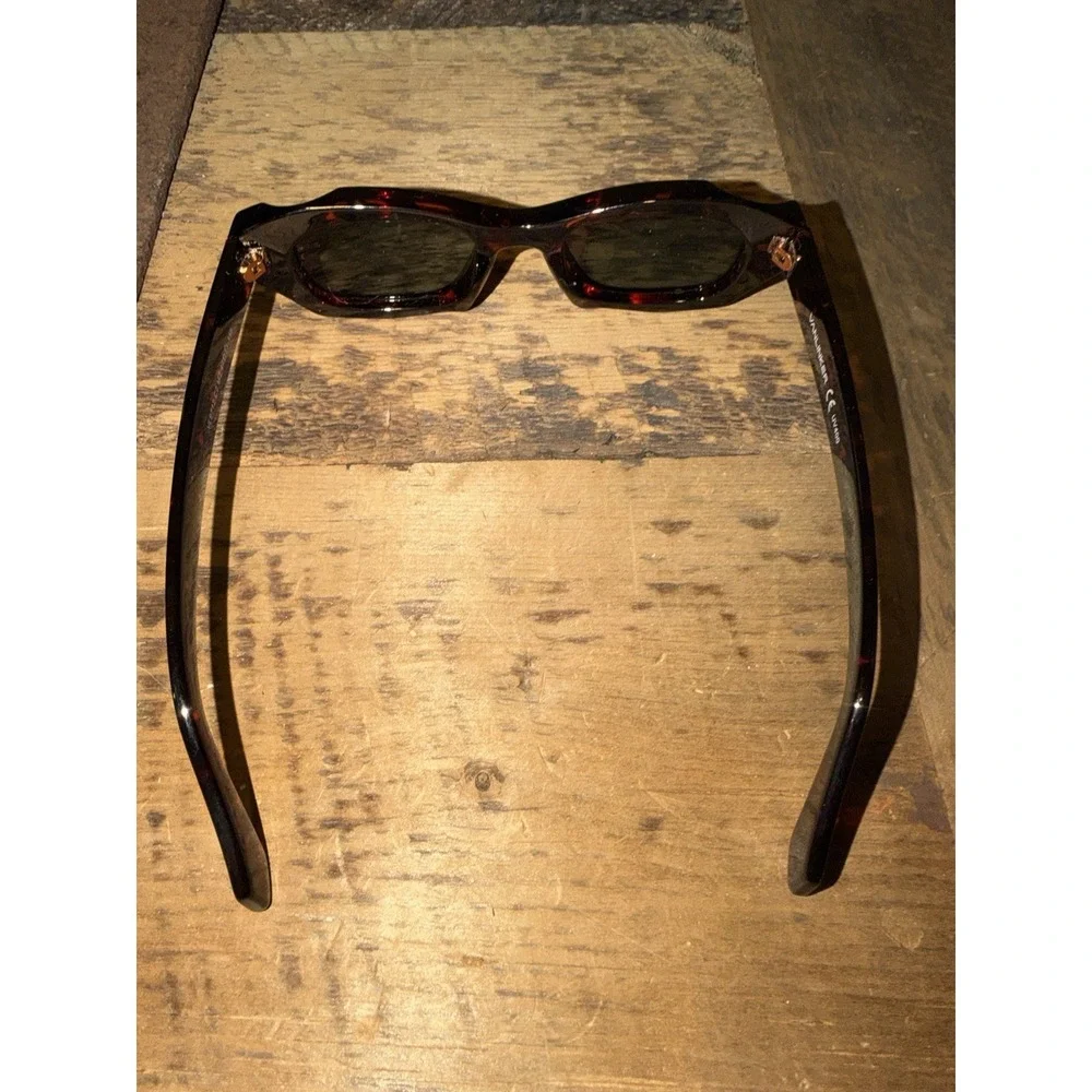 VANLINKER Tortoise Rectangle polarized Sunglasses Women Retro 90s Trendy UV400